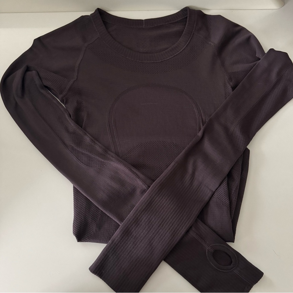 Lululemon swiftly tech long sleeve
